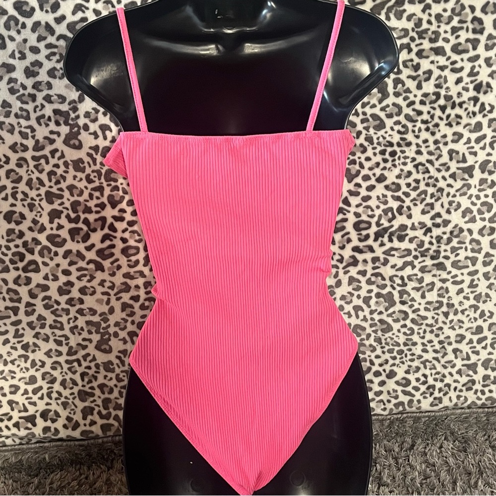 Pink Ribbed Bodysuit - Picture 3 of 3